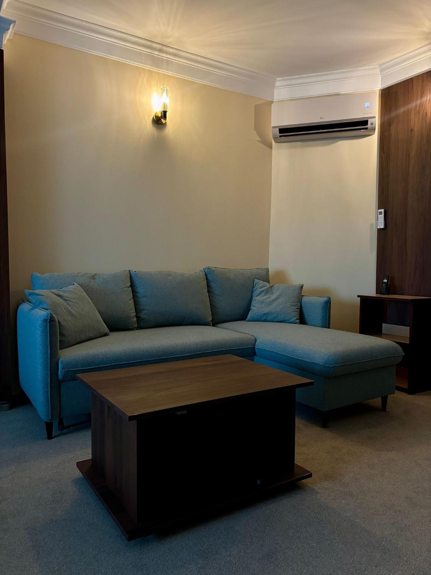 Hotel President Arad Exterior foto